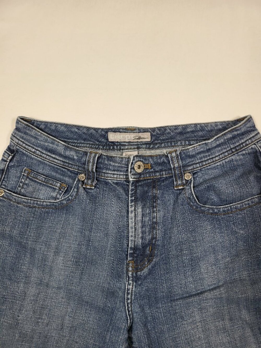 hico's Platinum Facet SH Jean Size 0 Short Blue Bootcut Stretch Denim - Picture 3 of 14